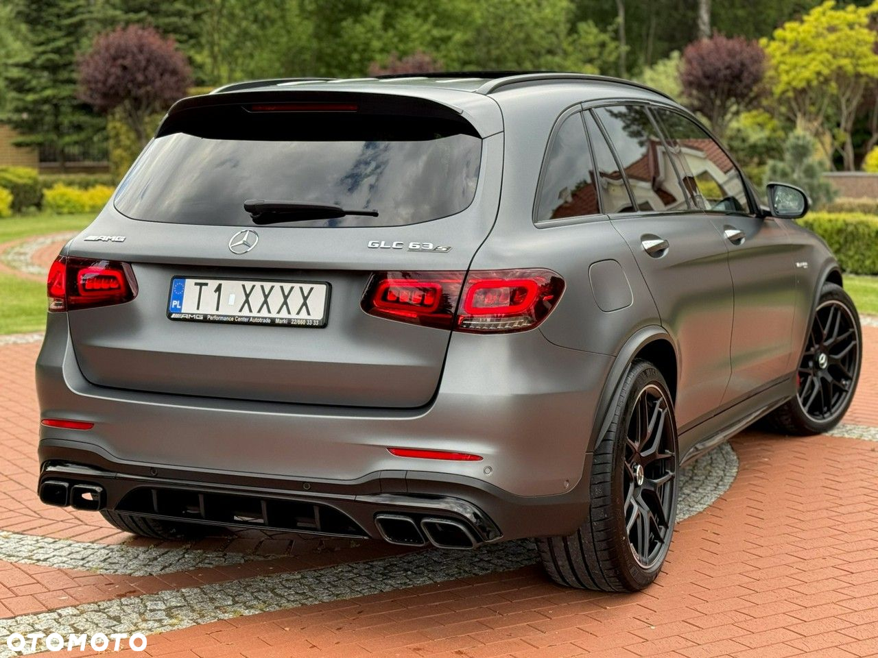 Mercedes-Benz GLC - 19