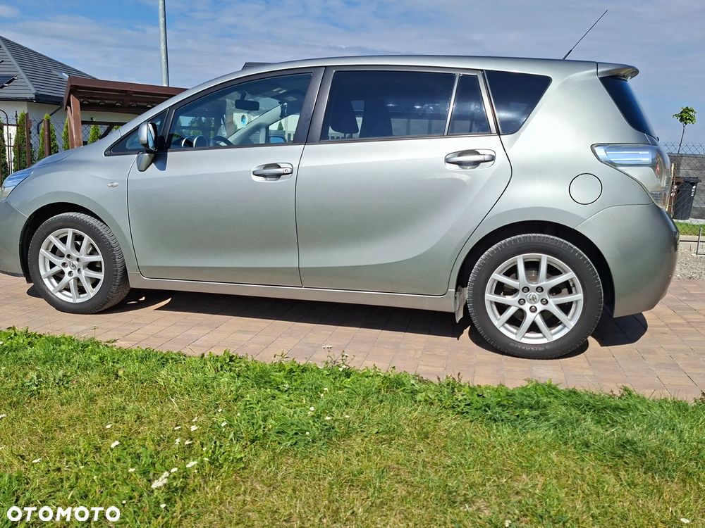 Toyota Verso 1.6 Sol EU5 - 7
