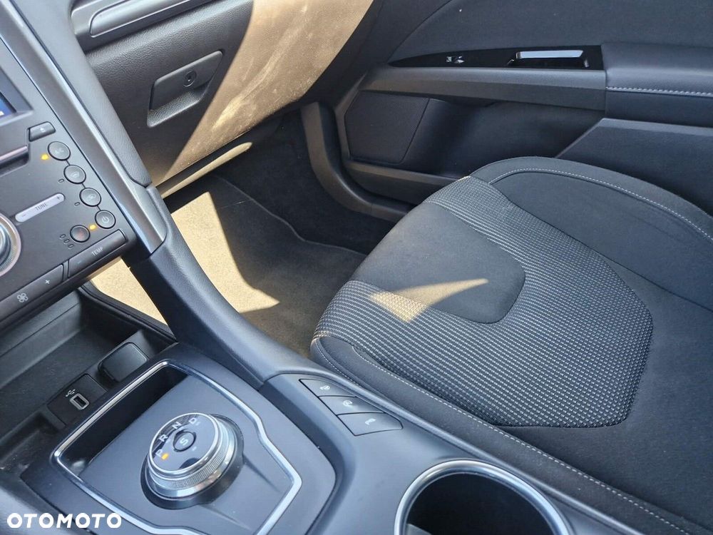 Ford Mondeo 2.0 EcoBlue Titanium - 15