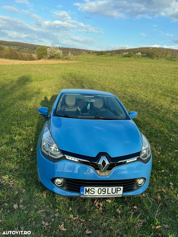 Renault Clio - 2