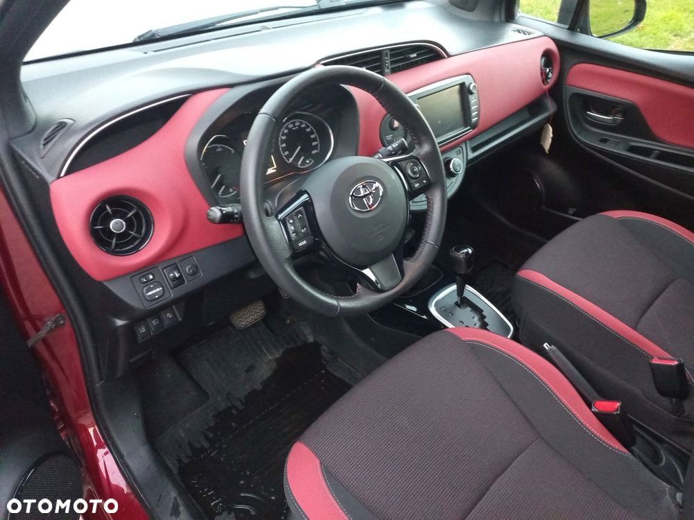 Toyota Yaris - 11