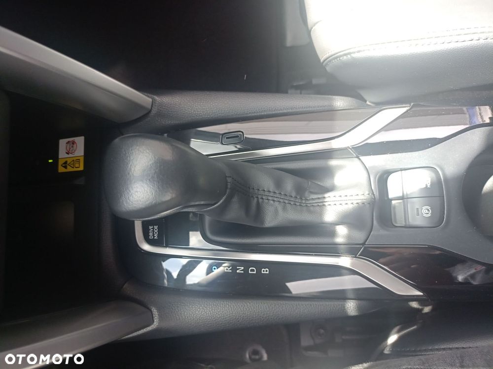Toyota Corolla Cross 2.0 Hybrid Premiere Edition - 17