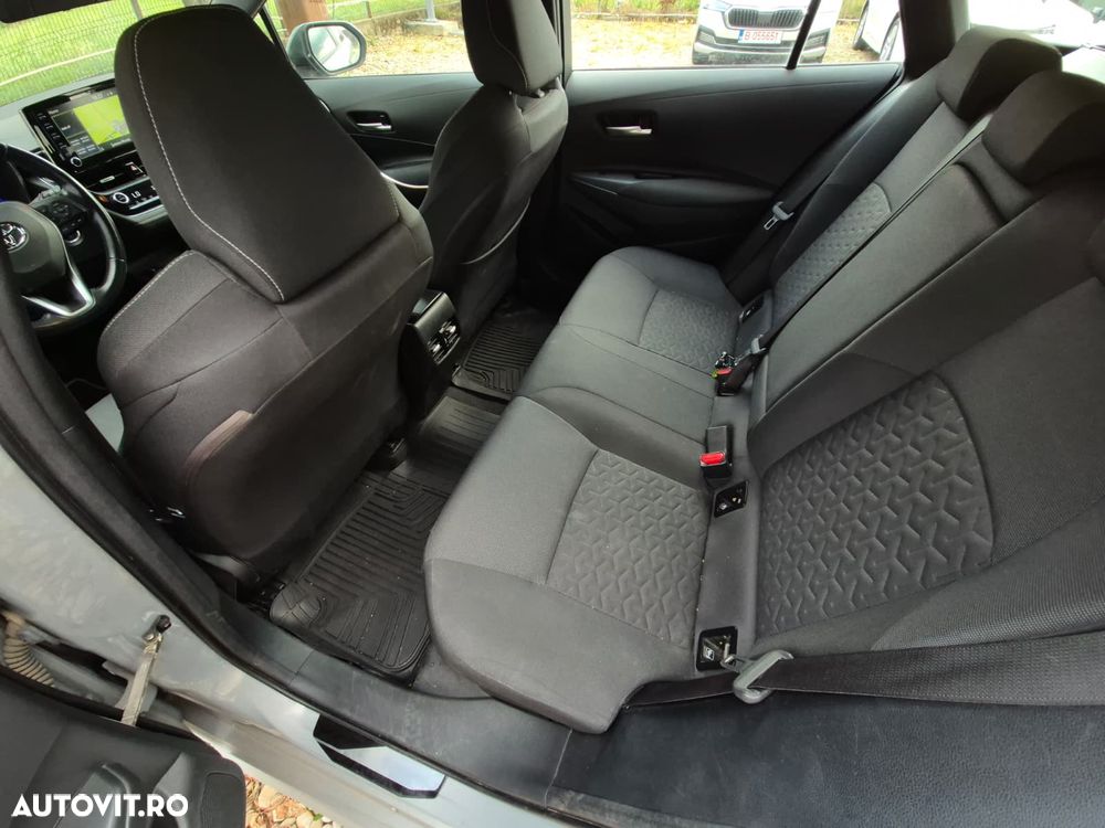 Toyota Corolla - 27