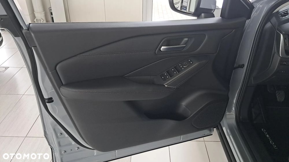 Nissan Qashqai 1.3 DIG-T MHEV N-Connecta Xtronic - 9