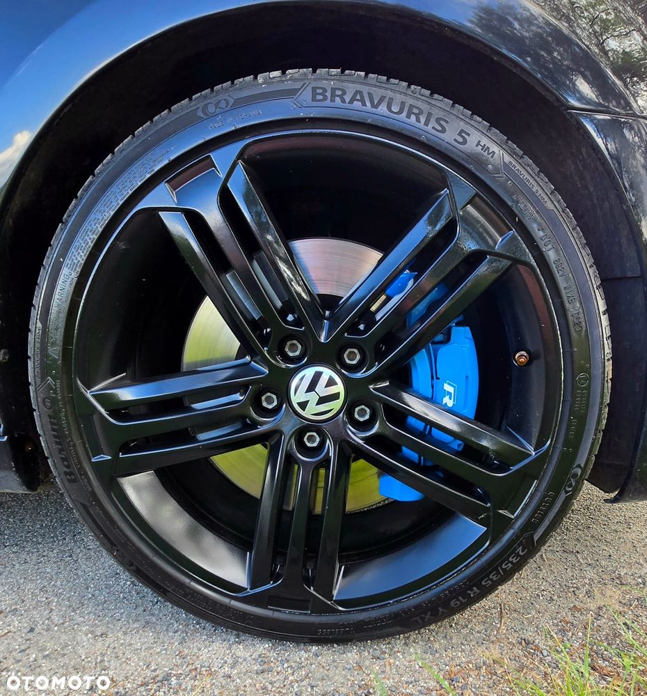 Volkswagen Golf 2.0 R - 13