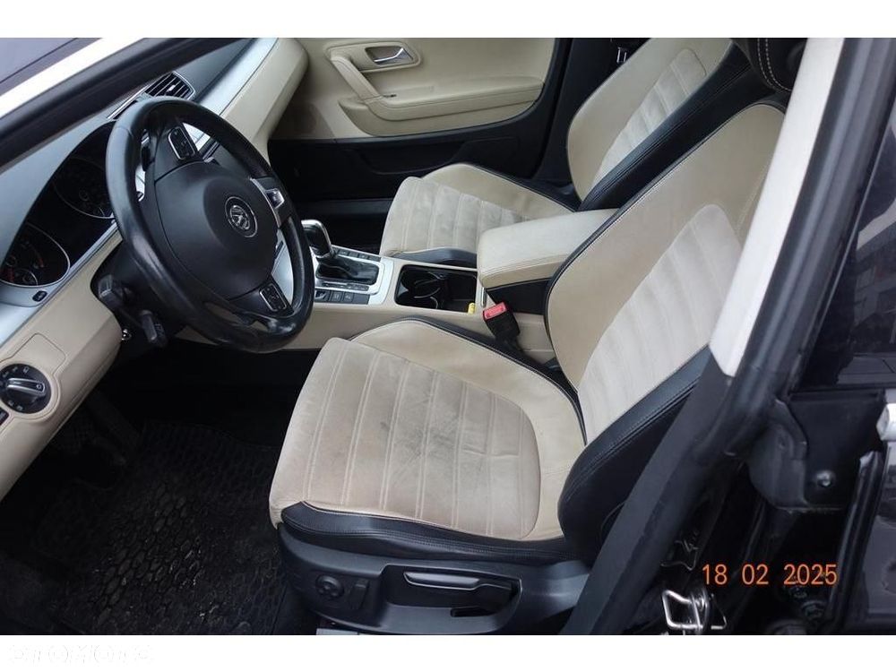 Volkswagen Passat CC - 23