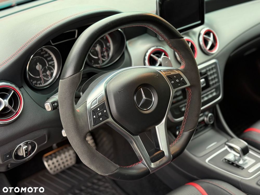 Mercedes-Benz GLA 45 AMG 4-Matic Edition 1 - 20