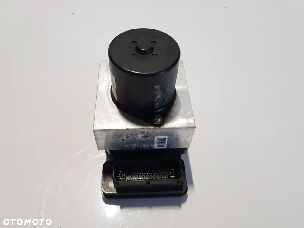 Pompa hamulcowa sterownik abs Opel Insignia 22757649 - 2