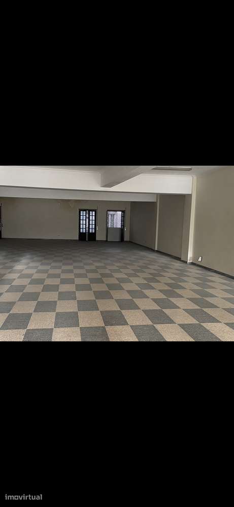 Espaço no Centro com 300m² – Ideal para Transformação em Apartamentos - Grande imagem: 2/5