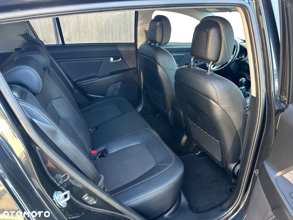 Kia Sportage 1.6 GDI Business Line 2WD - 24