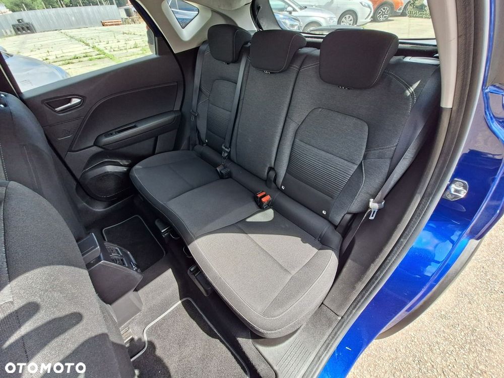Renault Captur - 26