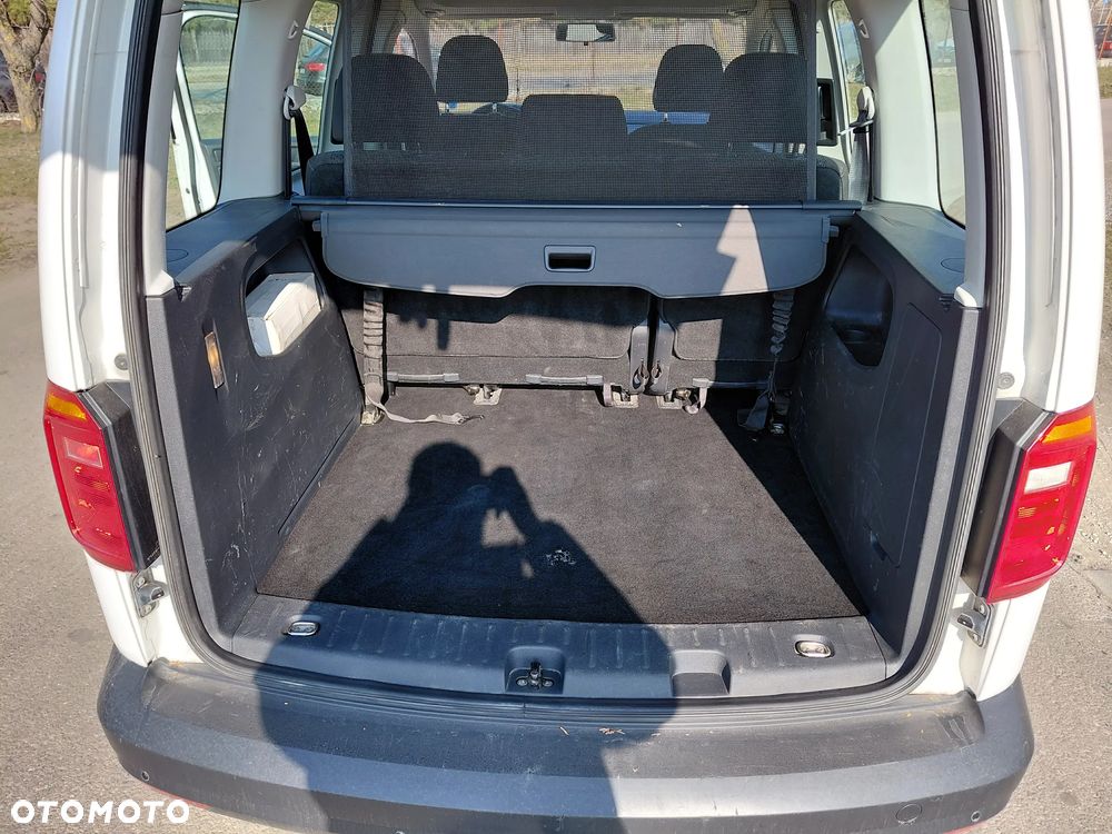 Volkswagen Caddy 2.0 TDI Highline - 12