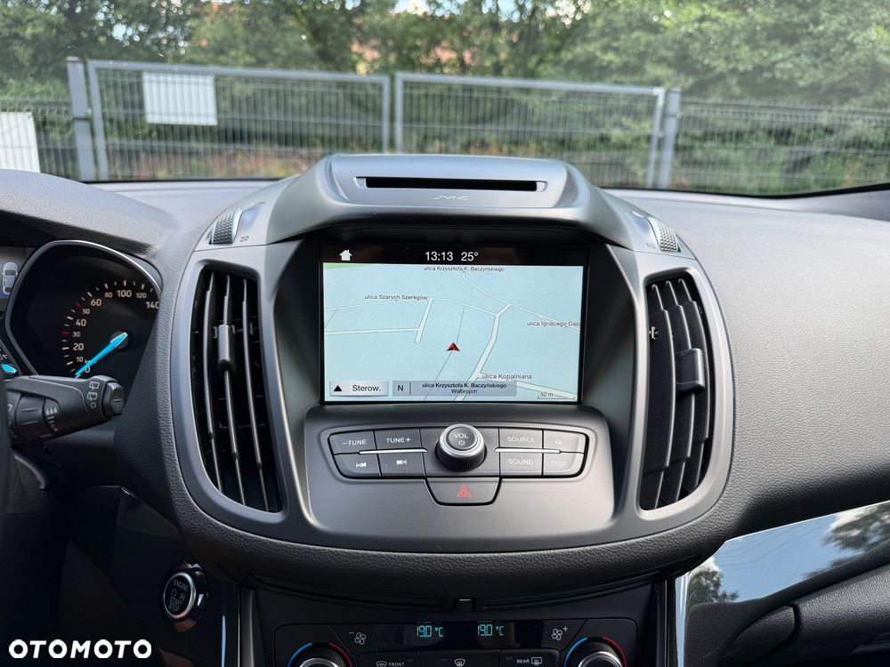 Ford Kuga 1.5 EcoBoost 2x4 Titanium - 15