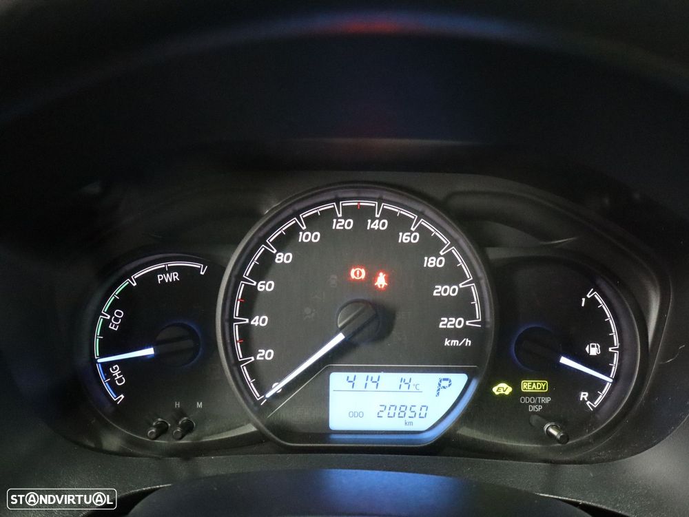 Toyota Yaris 1.5 HSD Active - 10