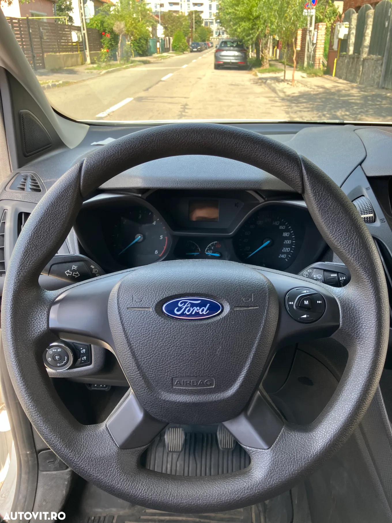 Ford Transit Connect - 3