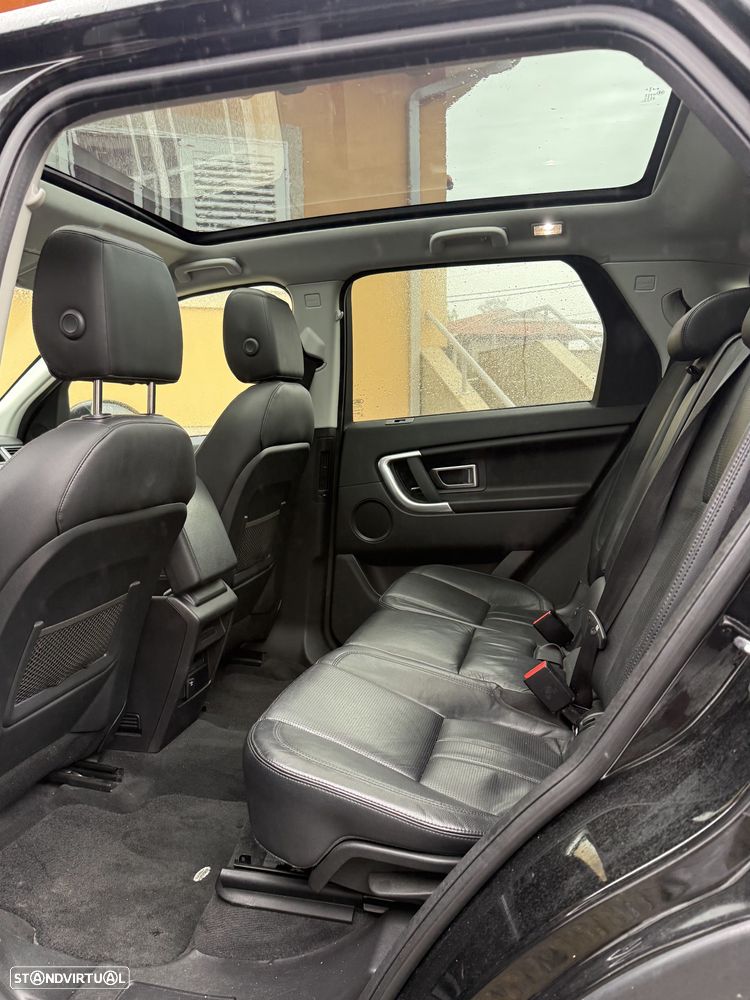 Land Rover Discovery Sport 2.0 TD4 HSE Luxury Auto - 25