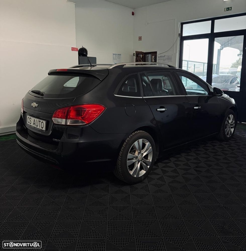 Chevrolet Cruze 1.7 VCDi LT - 6
