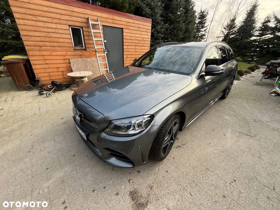 Mercedes-Benz Klasa C 300 d T 9G-TRONIC Night Edition - 1