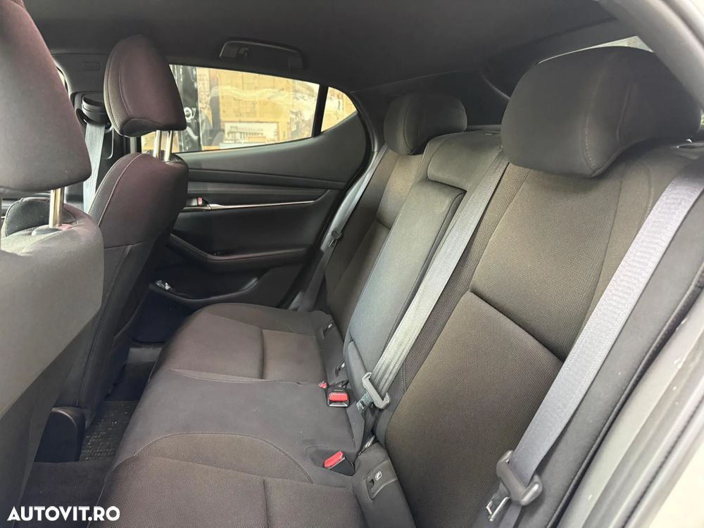 Mazda 3 G122 AT Plus - 22