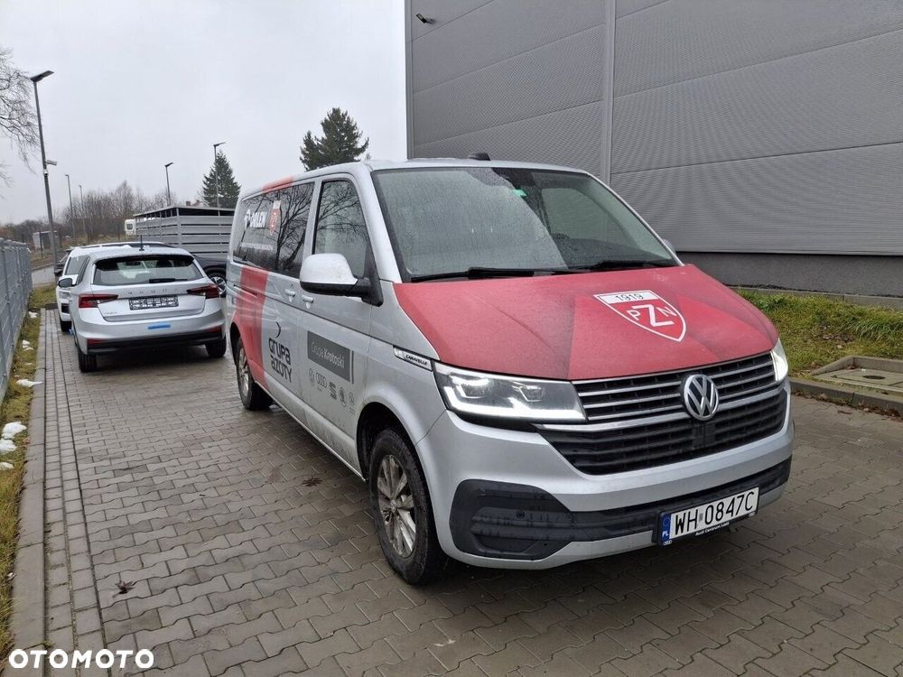 Volkswagen Caravelle CARAVELLE 3.400 COMFORTLINE 2.0 TDI 110 kW 6-G (SHJTF1) - 4