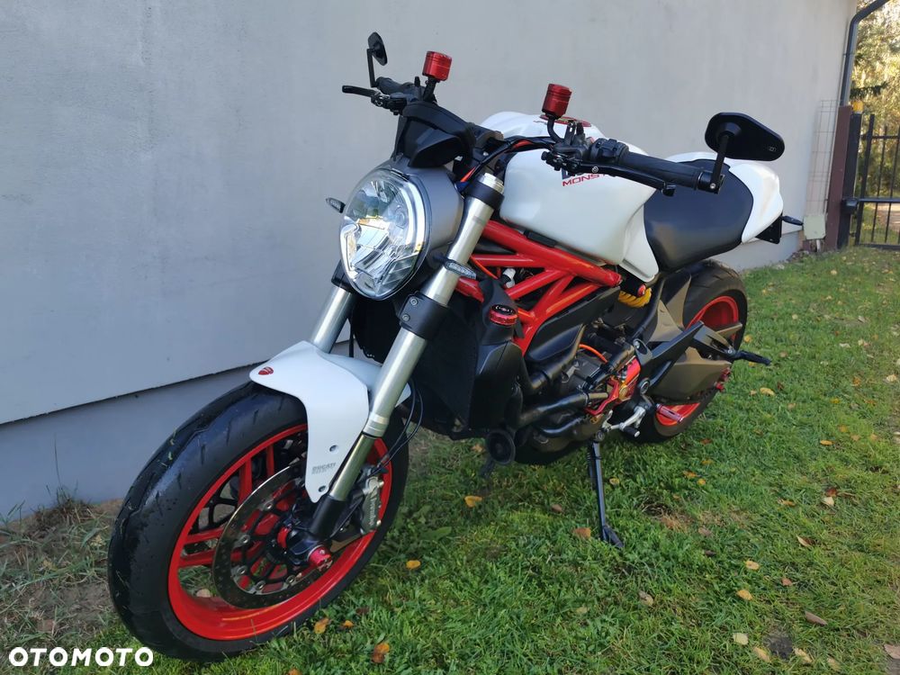Ducati Monster - 4