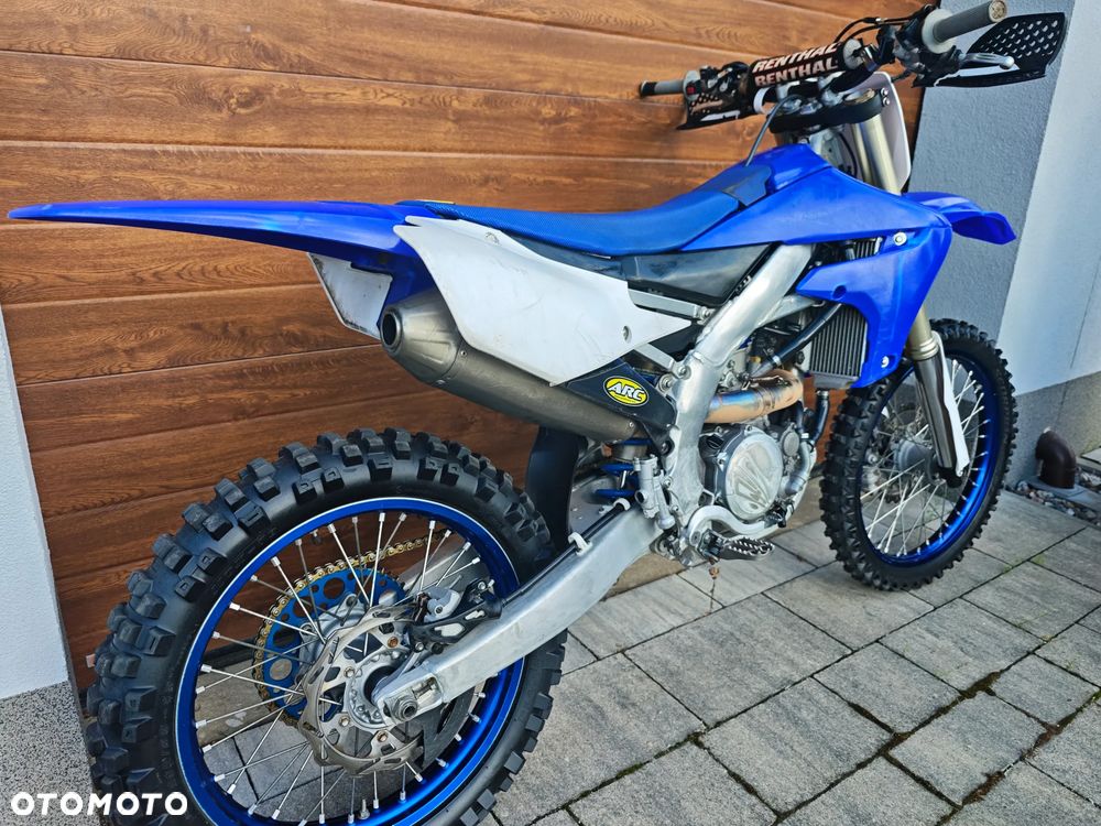 Yamaha YZF - 12