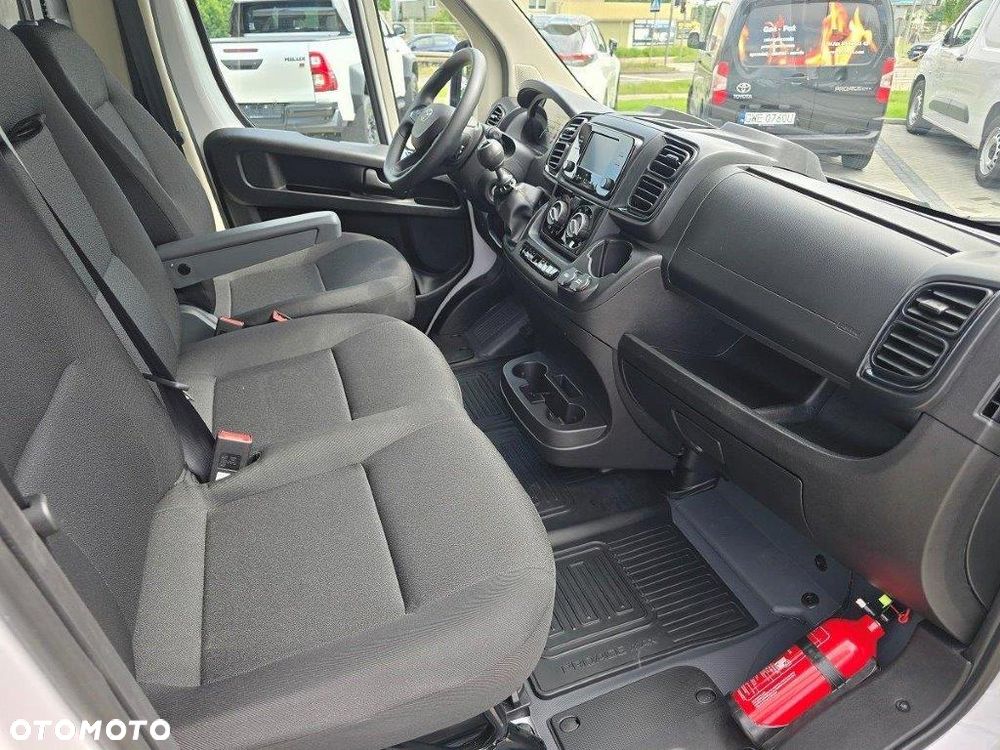 Toyota Proace MAX - 22