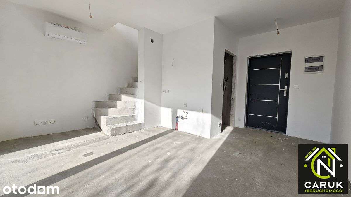 Nowy Apartament z Ogródkiem i Balkonem