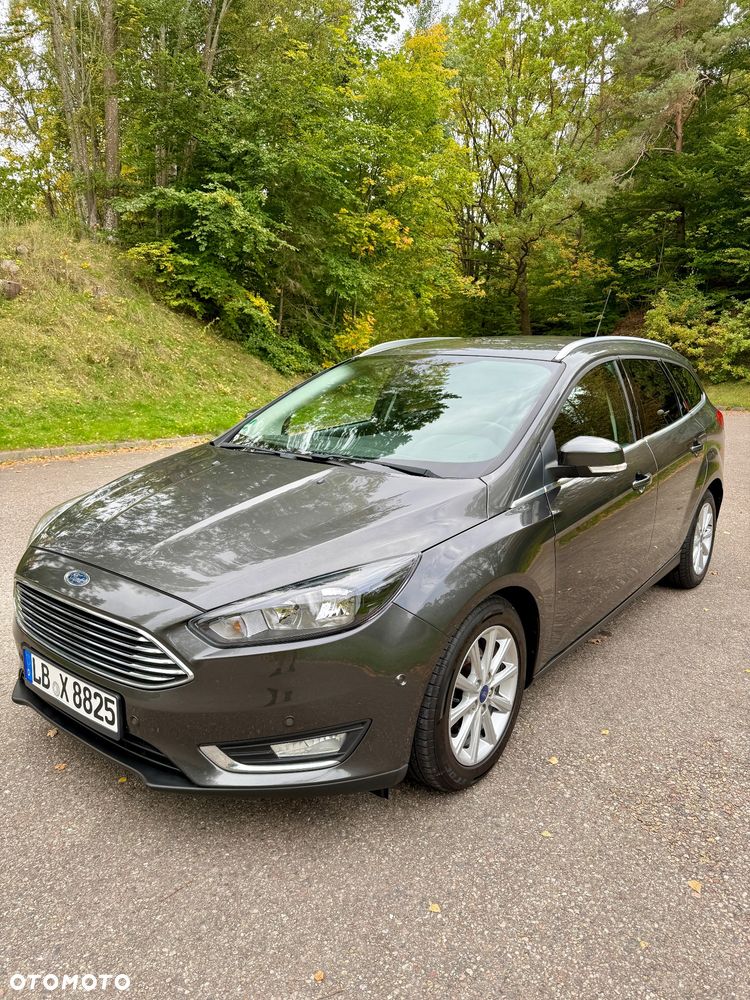Ford Focus - 1