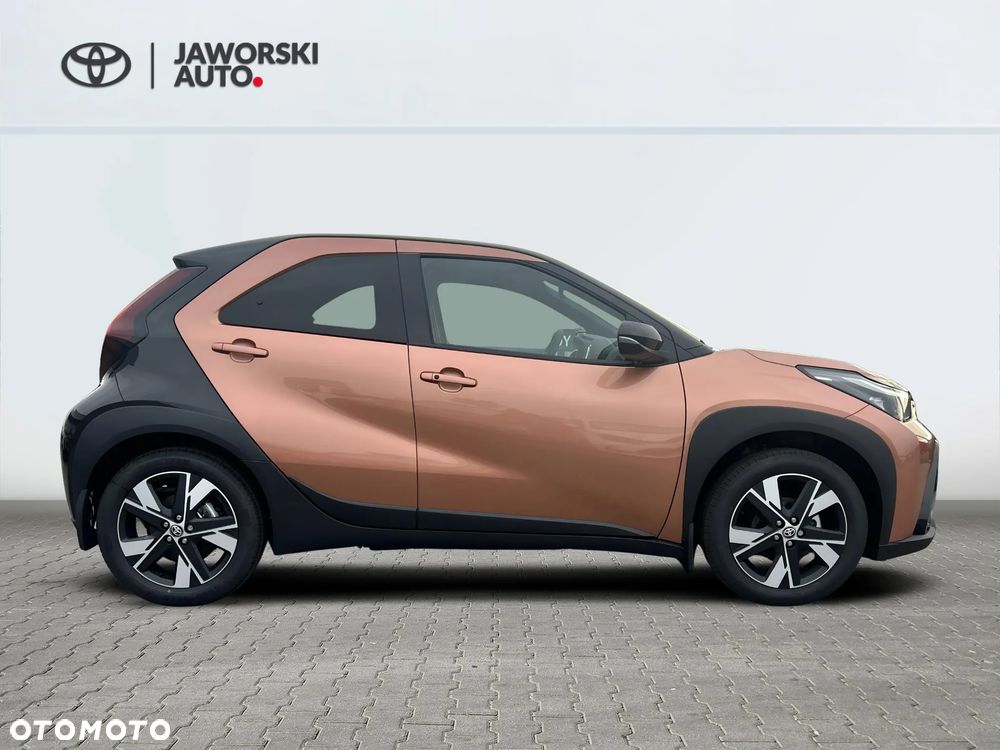Toyota Aygo X Hybrid 1.5 Style e-CVT - 7
