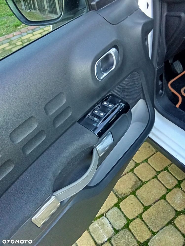 Citroën C3 1.2 PureTech Elle - 12