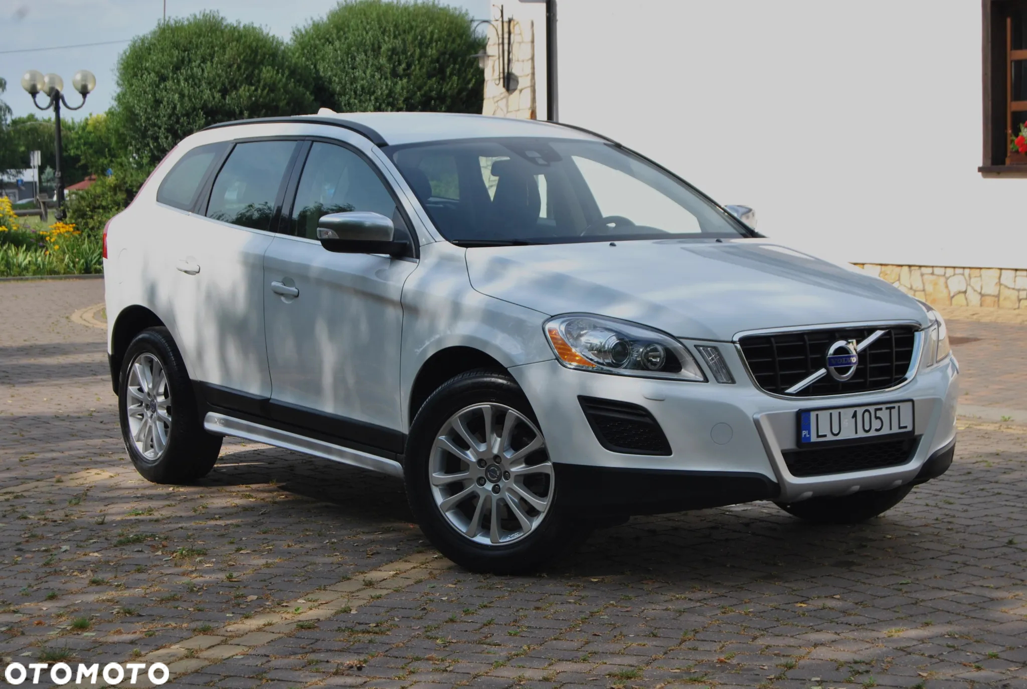 Volvo XC 60 D5 AWD Geartronic Momentum - 2
