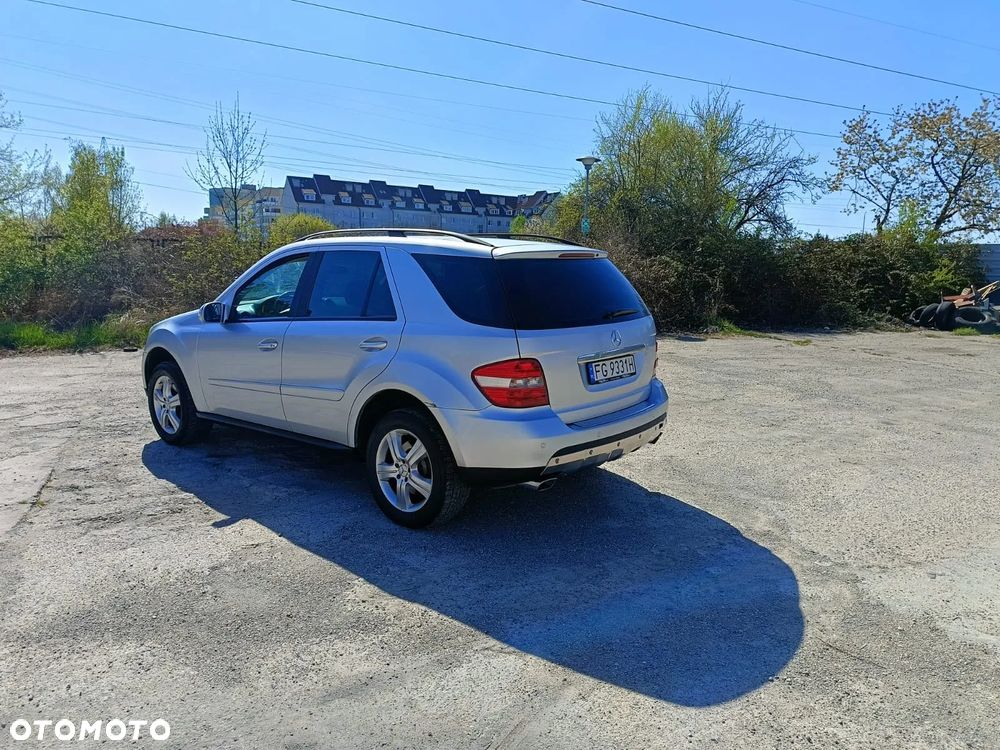 Mercedes-Benz ML - 4