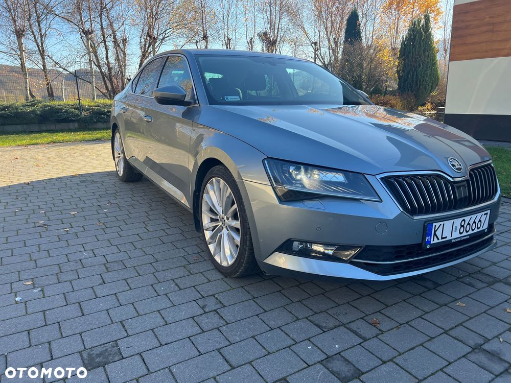 Skoda Superb 2.0 TDI Style DSG - 1
