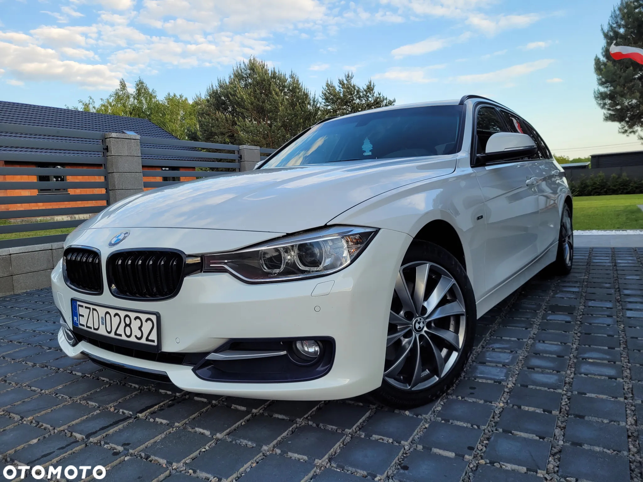 BMW Seria 3 320d Touring Sport-Aut Sport Line - 4
