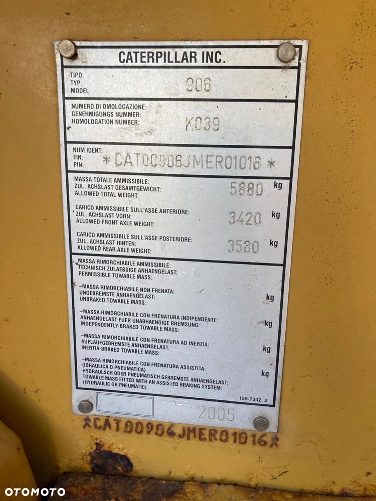 Caterpillar 906 - 6