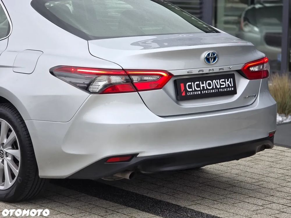 Toyota Camry 2.5 Hybrid Comfort CVT - 19