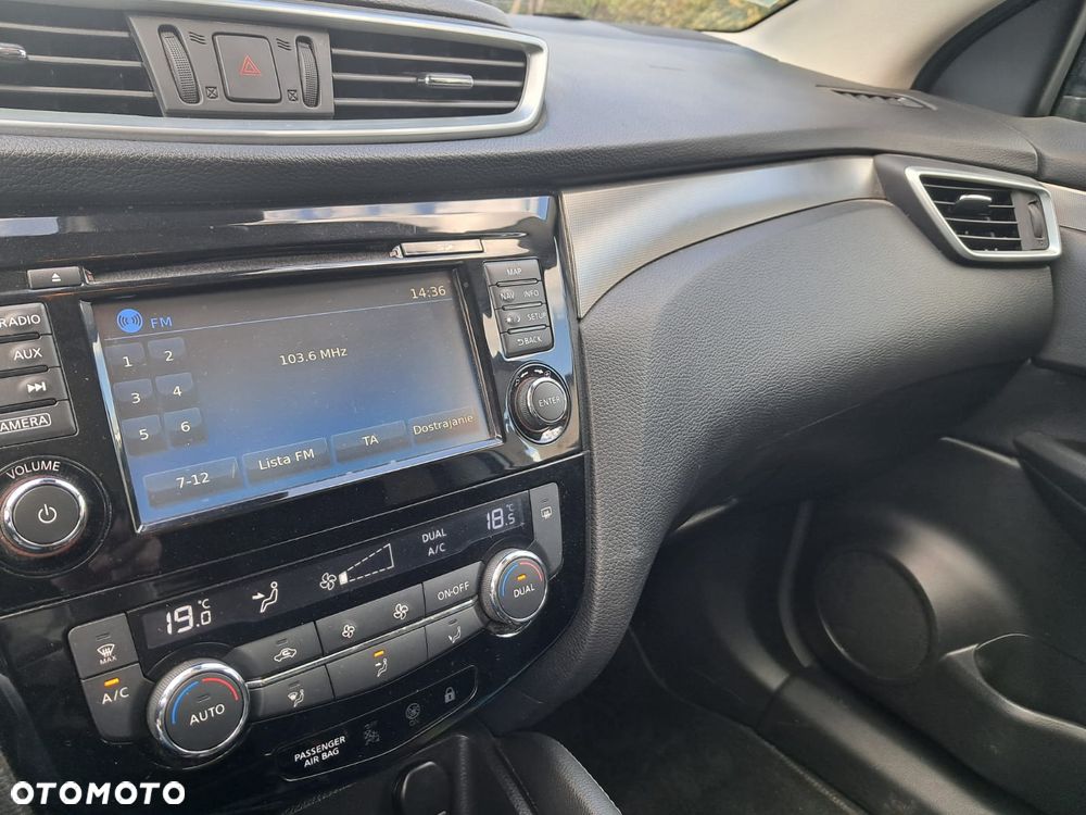 Nissan Qashqai 1.2 DIG-T N-Vision EU6 - 26