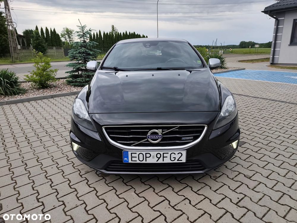 Volvo V40 D2 R Design - 10