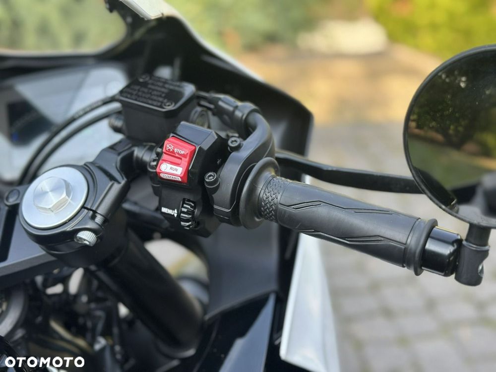 Yamaha R125 - 15