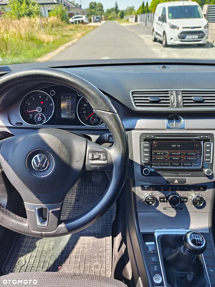Volkswagen Passat 1.8 TSI Comfortline - 11
