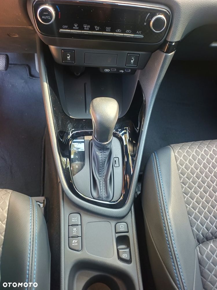 Toyota Yaris Hybrid 1.5 Executive - 15