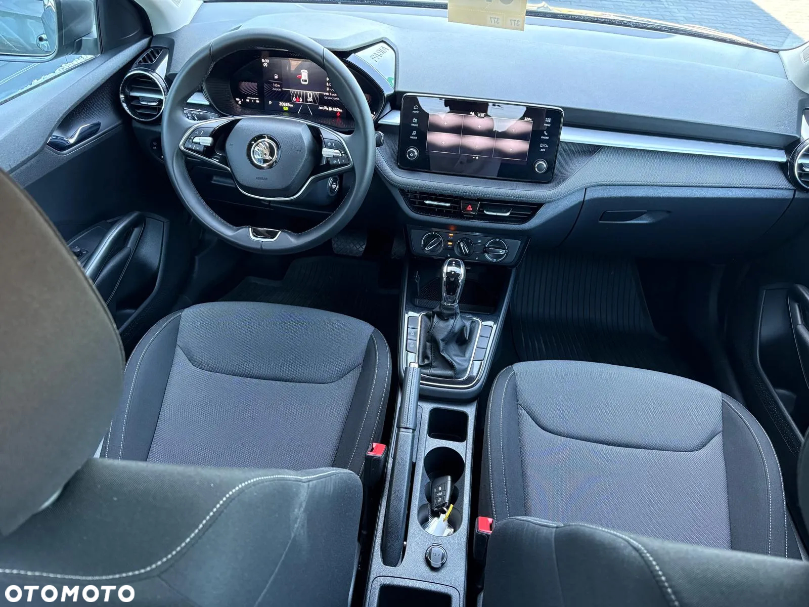 Skoda Fabia - 10