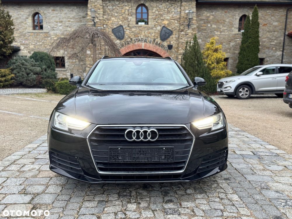 Audi A4 Avant - 2