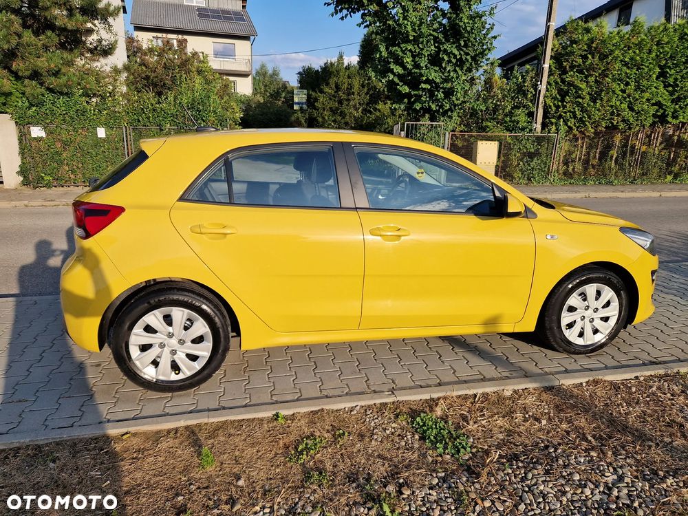Kia Rio 1.2 L - 38