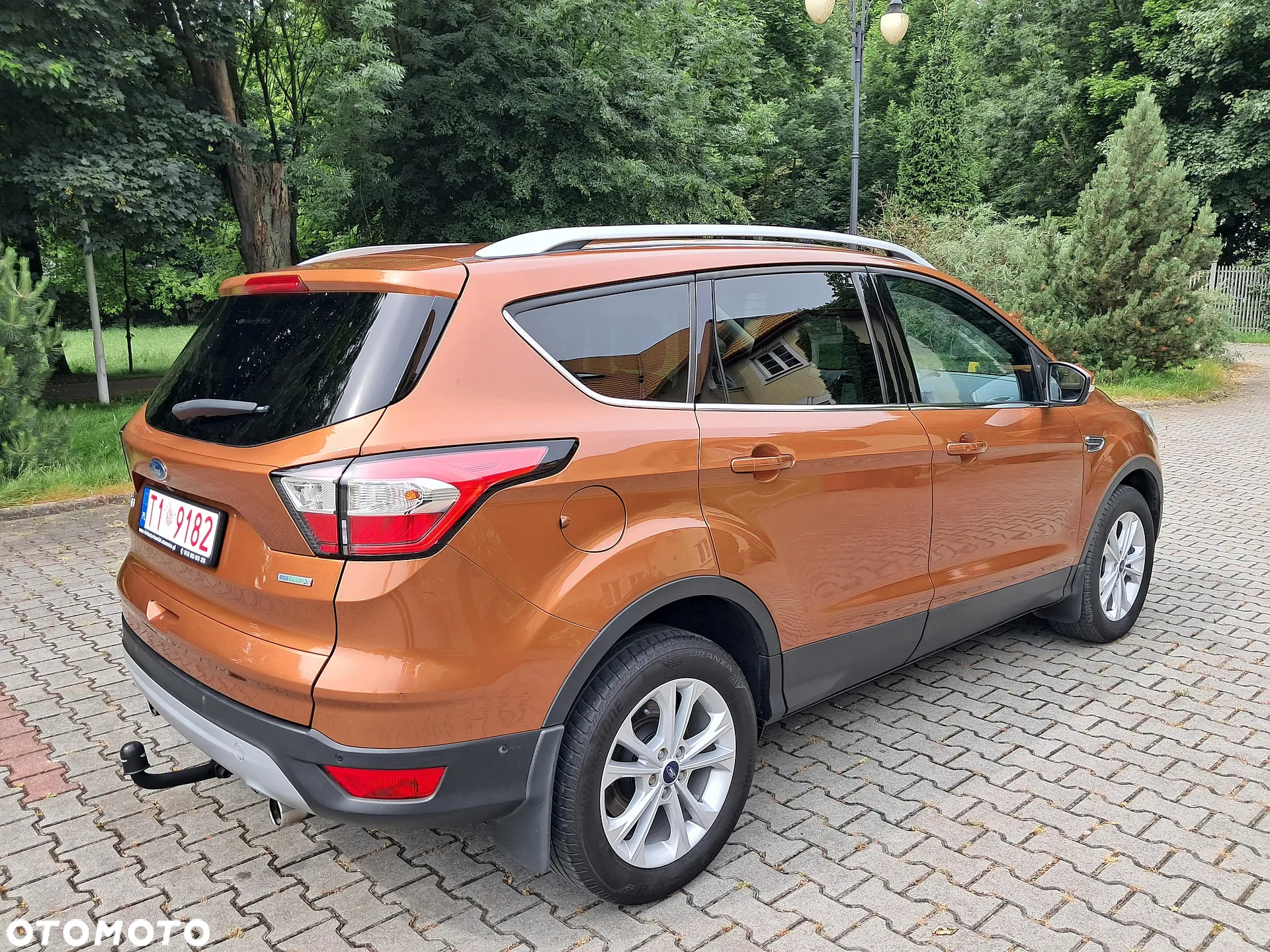 Ford Kuga 1.5 EcoBoost 2x4 Titanium - 9