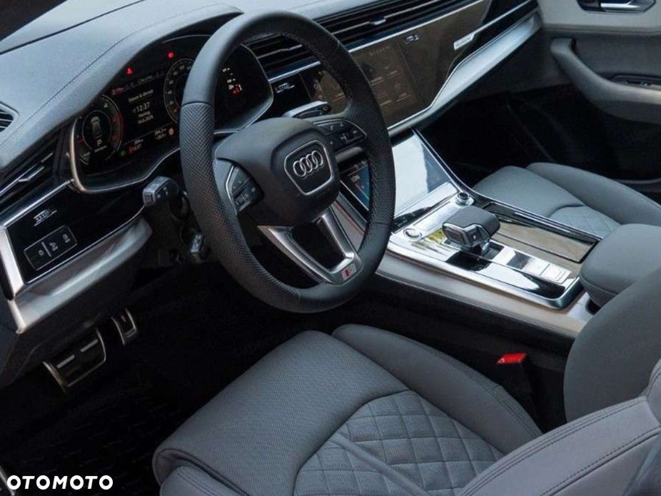 Audi Q8 50 TDI mHEV Quattro Tiptronic - 9
