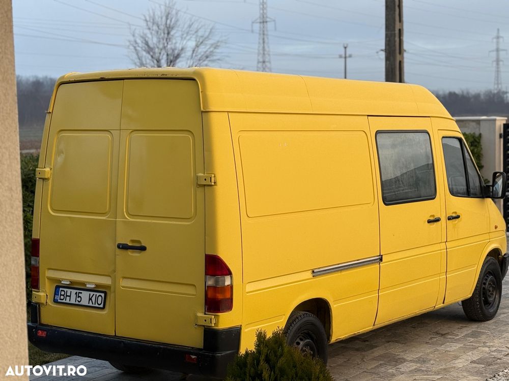 Mercedes-Benz 208 - 3