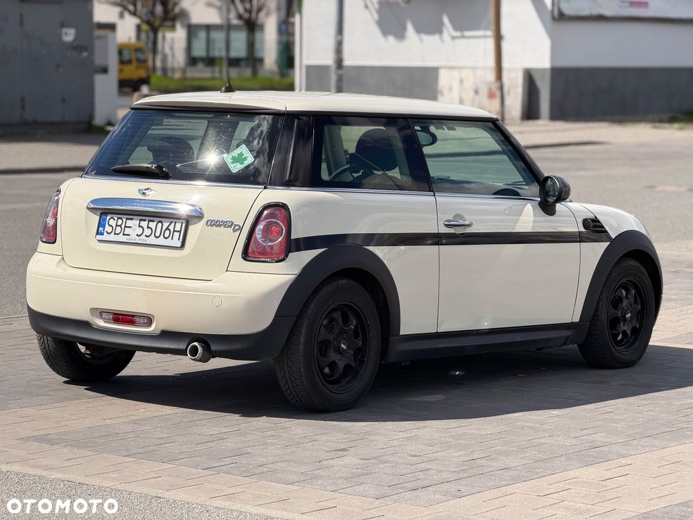 MINI Cooper D - 3