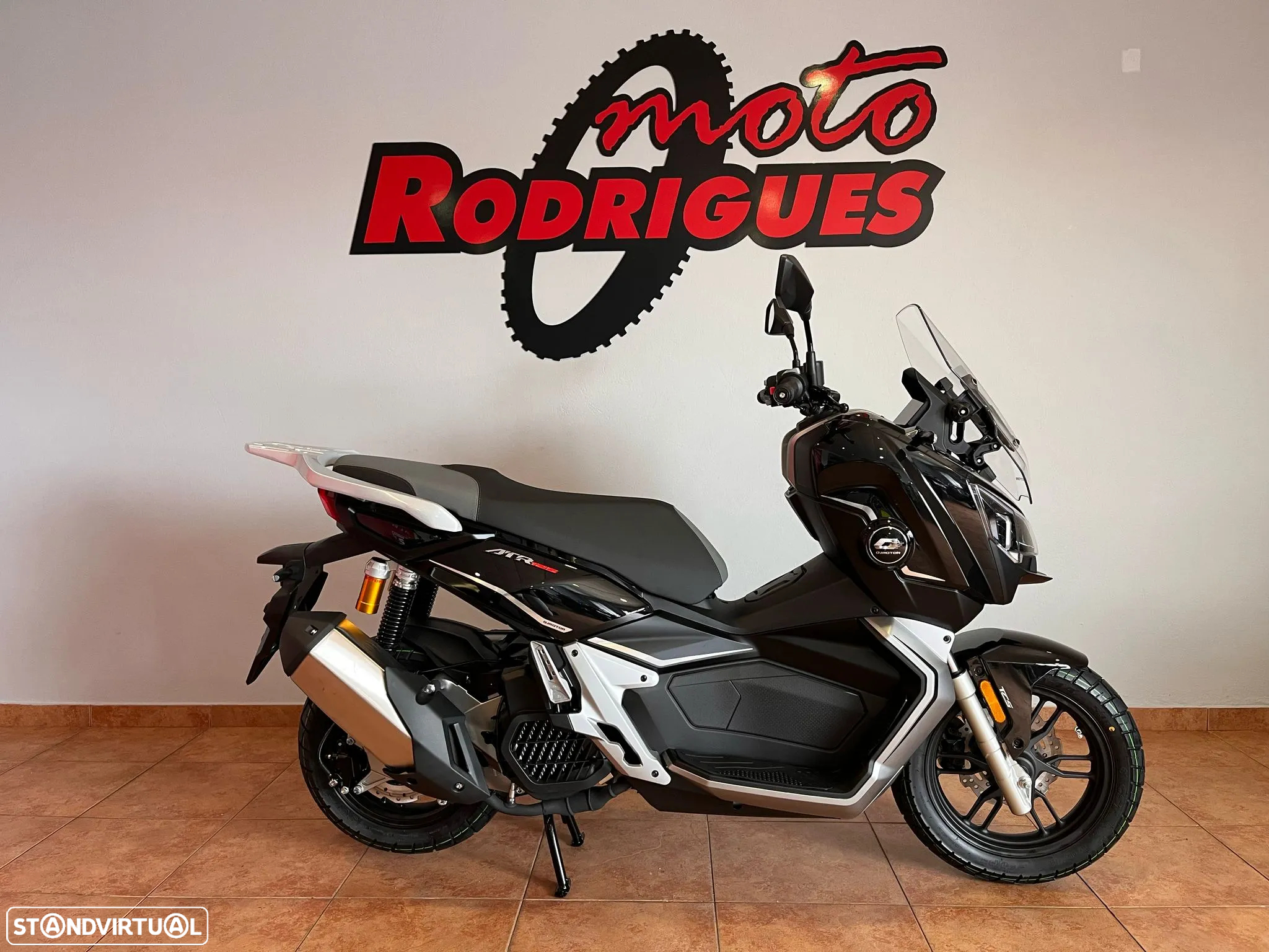 QJ Motor ATR 125 - COM OFERTA TOPCASE + EQUIPAMENTO - 6